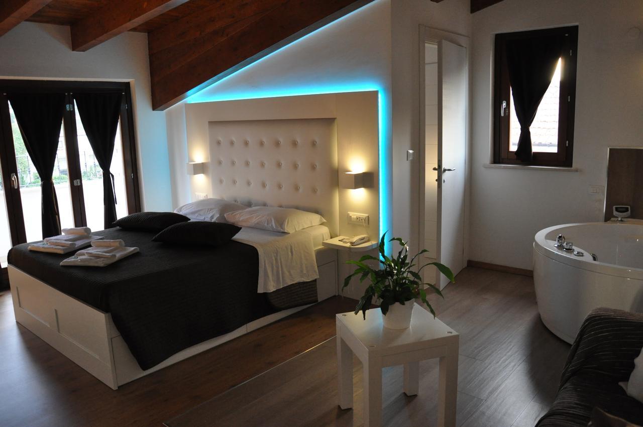 Boutique Hotel E Spa Citta Bianca Pescara Eksteriør billede